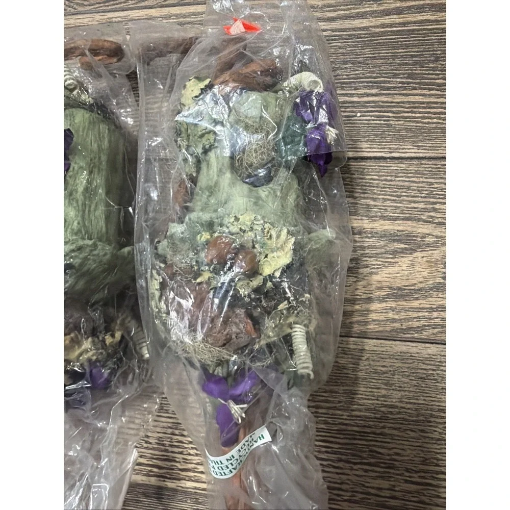2 VTG Handcrafted Fairy/Bird House Craft Piece Made In Thailand Dead Stock New